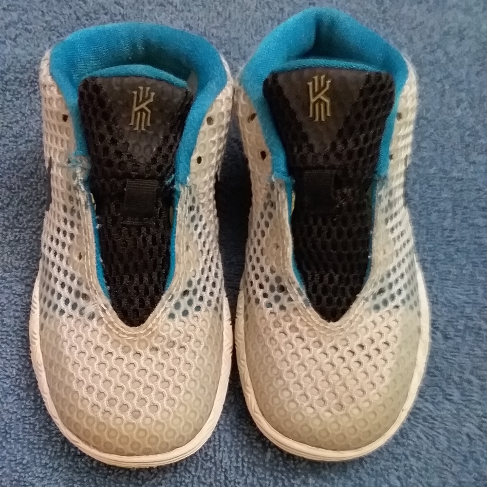 Nike Kyrie Irving shoes